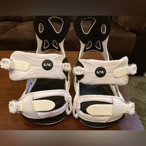 Women’s GNU Snowboarding Bindings